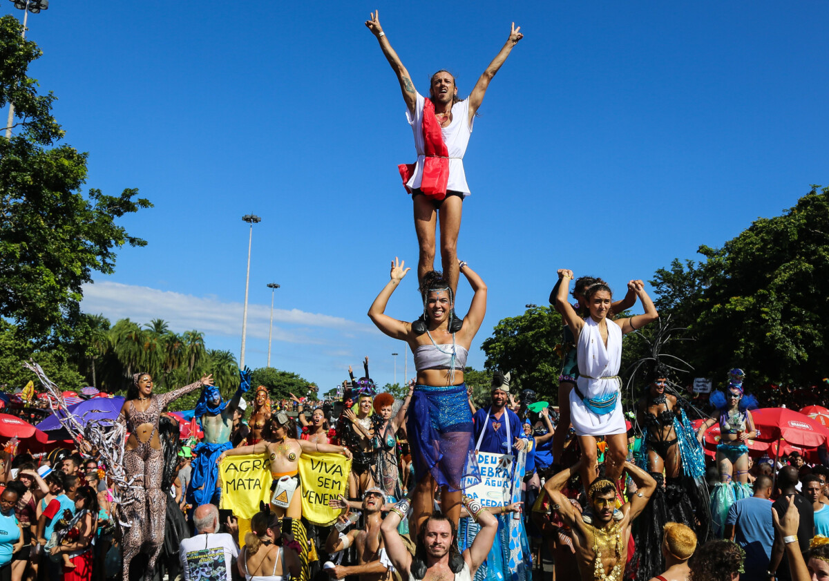 Esperar pela ciência', dizem associações do Carnaval de rua do Rio
