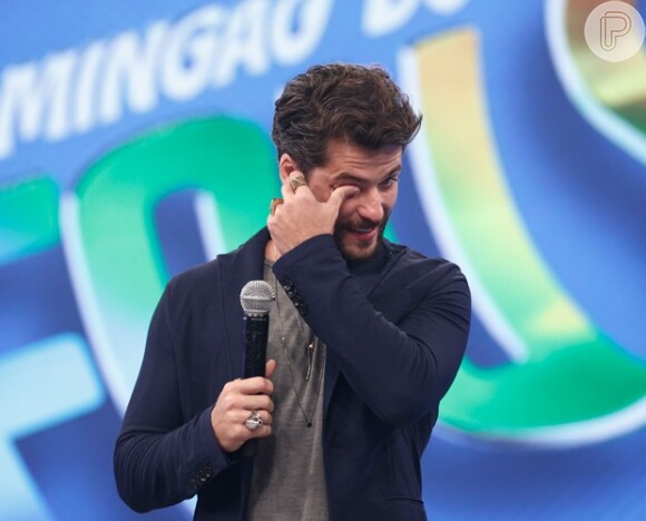 Bruno Gagliasso chora durante participação no 'Domingão do Faustão': 'Edu é o personagem da minha vida'