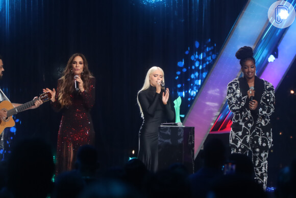 Iza, Ivete Sangalo e Luísa Sonza cantaram hits de Marília Mendonça no Prêmio Multishow
