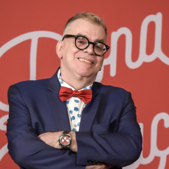 Walcyr Carrasco prosseguiu sobre a saída de Camila Queiroz no fim da novela 'Verdades Secretas 2': 'O que aconteceu, nunca vi acontecer'