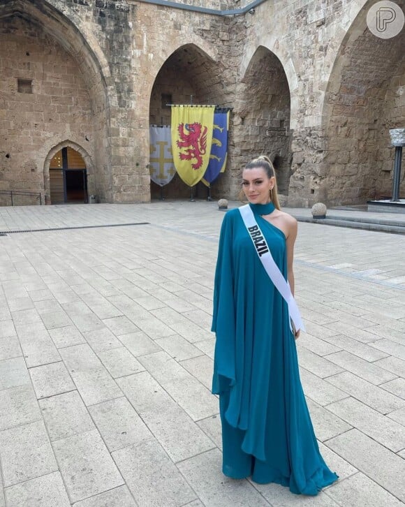 Antes do Miss Universo, a Miss Brasil Teresa Santos está conhecendo a cidade de Israel