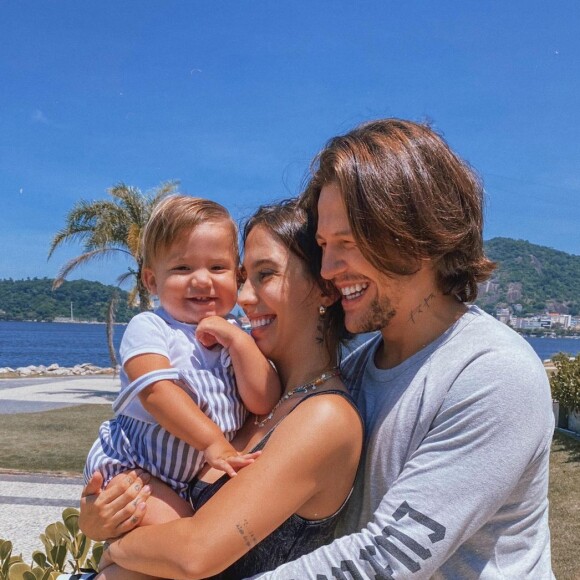 Gabi Brandt e Saulo Poncio já se envolveram em polêmicas por fãs apontarem traições do cantor
