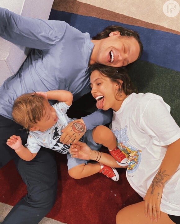 Saulo Poncio e Gabi Brandt são pais de Davi, de dois anos, e Henri, de seis meses
