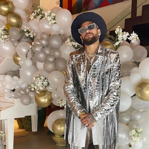 Neymar ficou abalado com a morte de Marília Mendonça e relembrou surpresa feita por ela em sua festa de aniversário de 2019