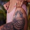 Camuflagem de estrias através da tatuagem é uma técnica inovadora