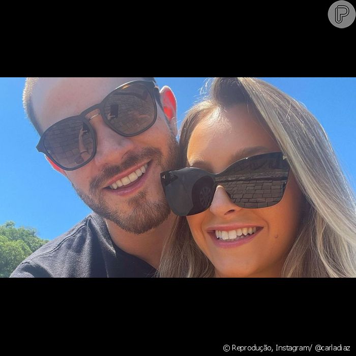 Carla Diaz E Felipe Becari Assumiram O Namoro No Dia De Dezembro Purepeople