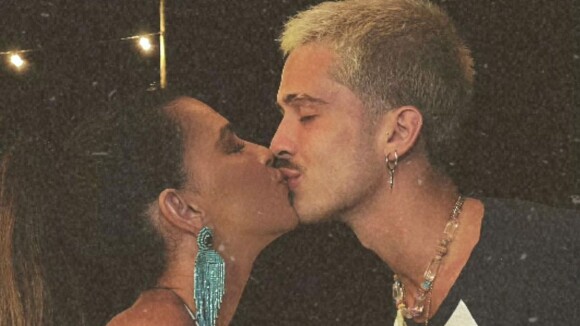 João Guilherme e Mariana Rios se beijam e web reage: 'Verdadeiro significado de tanto faz'