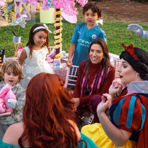 Patricia Abravanel caprichou na celebração, que teve o tema das princesas da Disney
