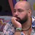 Tiago Abravanel vem sendo criticado pelos fãs do 'BBB 22' pela postura apaziguadora no jogo