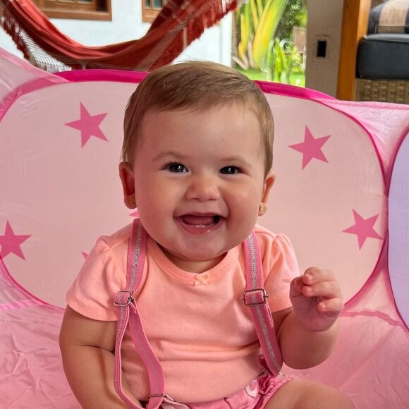 Maria Alice, filha de Virgínia Fonseca e Zé Felipe, tem 6 milhões de seguidores nas redes sociais 