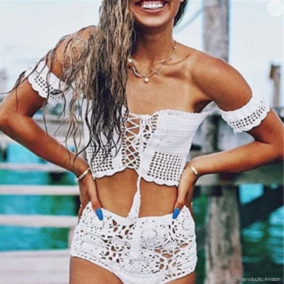 Biquíni de crochê com cintura alta é opção descolada com um quê boho