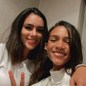 Rayssa Leal também postou foto ao lado de Bruna Biancardi, namorada de Neymar