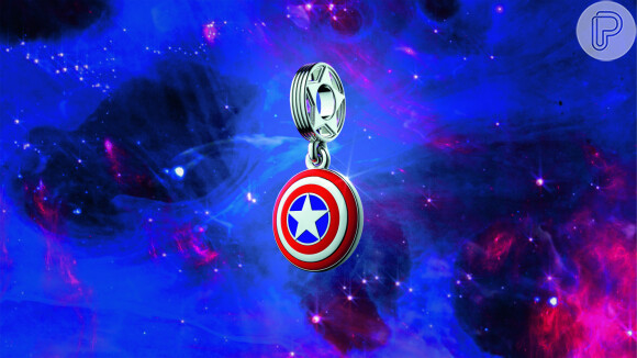 O Charm com Escudo do Capitão América é destaque na collab Marvel X Pandora