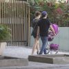 Aline Moares passeia com Familia no Jardim Botanico no Rio de Janeiro RJ