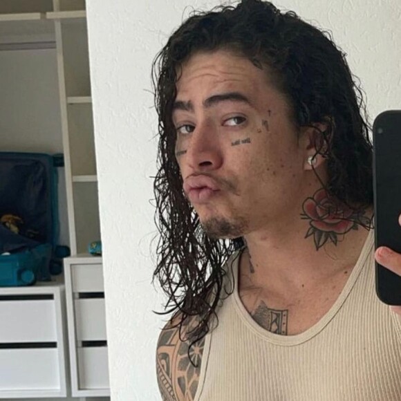 Com isso, seguidores acusaram Whindersson de ter desistindo do relacionamento com Maria Lina após a perda do filho dos dois