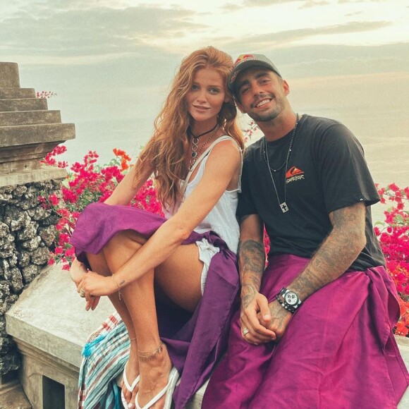 Cintia Dicker confessou que não é fácil ficar longe do marido, Pedro Scooby