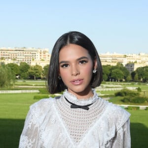 Bruna Marquezine está longe da TV, mas ativa em sua carreira internacional.