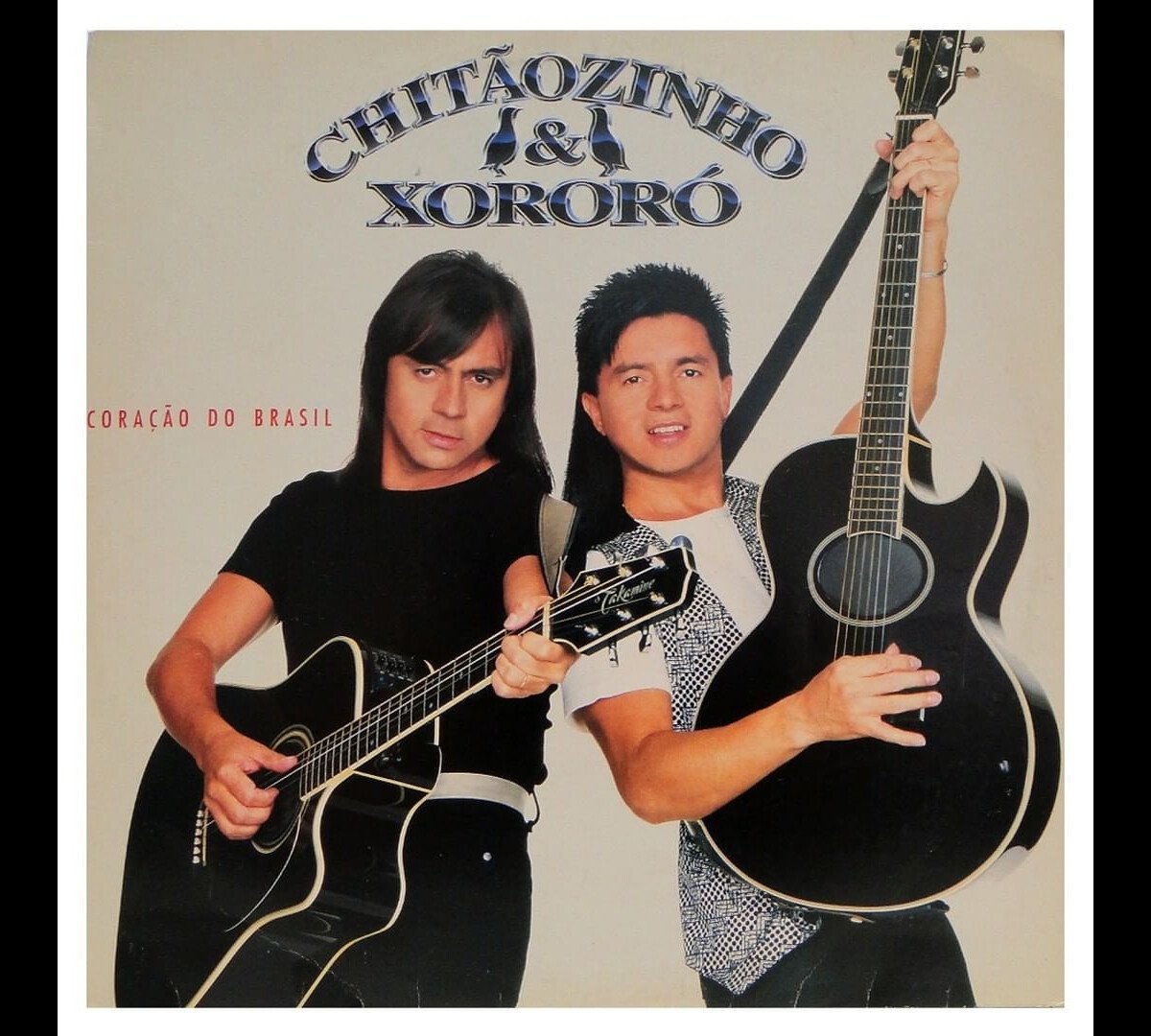 Chitãozinho e Xororó explicam a origem do nome da dupla no Altas