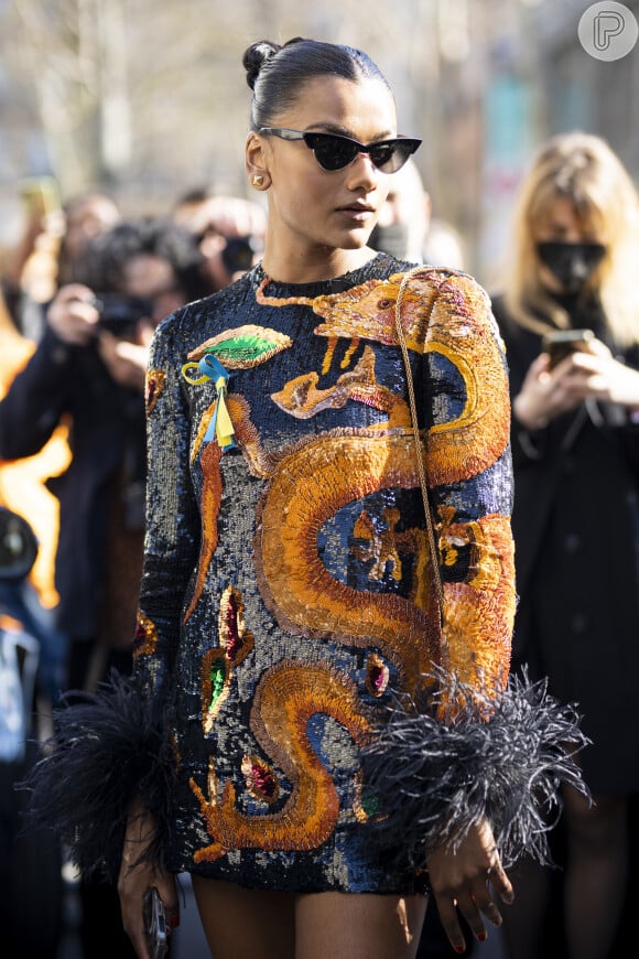 Semana de Moda de Paris: Simone Ashley, de 'Bridgerton', marcou presença no evento fashion da cidade francesa
