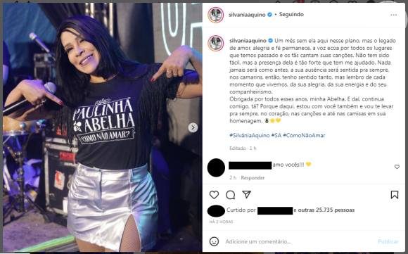 Silvânia Aquino, vocalista da Calcinha Preta, prestou homenagens à amiga exibindo a blusa que fez homenagem: 'Vou te levar pra sempre, no coração, nas canções'