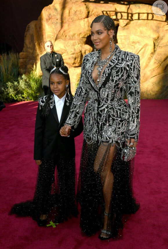 Blue Ivy é a filha mais velha de Beyoncé e Jay-Z: a menina de 10 anos demonstra afinidade com a carreira artística