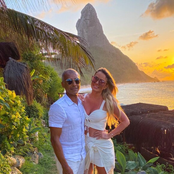 Nova namorada de Romário, Marcelle Ceolin tem 25 anos a menos que o jogador