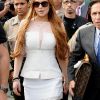 Lindsay Lohan chega 48 minutos atrasada em seu julgamento