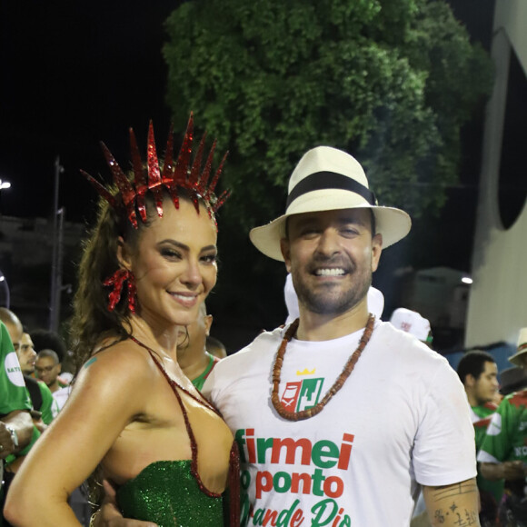 Paolla Oliveira e Diogo Nogueira estão namorando há quase 1 ano