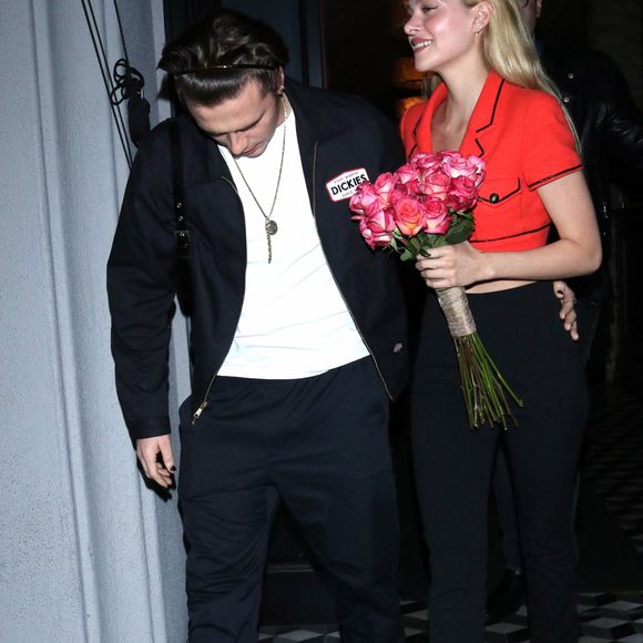 Nicola Peltz e Brooklyn Beckham se casaram depois de 2 anos juntos