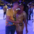 Adriana Bombom trocou beijos com marido, Adrien Cunha, na Sapucaí