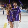 Giovanna Lancellotti e o namorado, Gabriel David, curtiram primeira noite de desfiles na Sapucaí