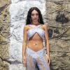 Rafa Kalimann escolheu look com barriga de fora e cintura baixa inspirado em Cher para o Baile da Arara