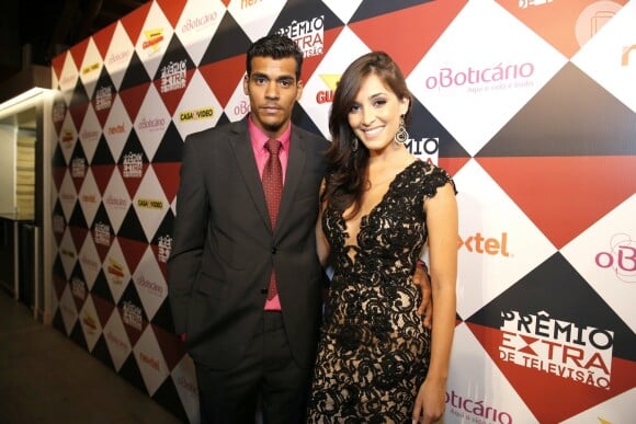 Marcello Melo Jr. quer ser pai, mas namorada, Caroline Alves, freia desejo do ator: 'Muito cedo'