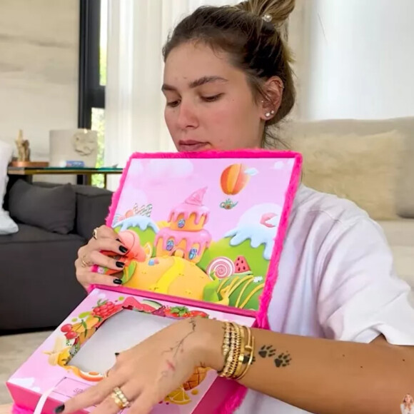 Veja convite da festa de aniversário de um ano de Maria Alice, primeira filha de Virgínia Fonseca e Zé Felipe