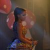 Anitta faz coreografia sensual ao usar figurino de passista de frevo durante seu segundo show no Recife, Pernambuco