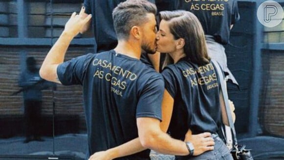 'Casamento às Cegas 2': nova temporada terá Camila Queiroz e Klebber Toledo novamente no comando do programa