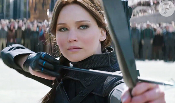 Na trilogia de Jogos Vorazes, Katniss Everdeen (Jennifer Lawrence) se consagra como protagonista