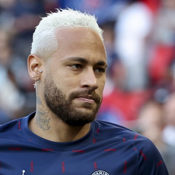 Neymar é detonado por treinador na França