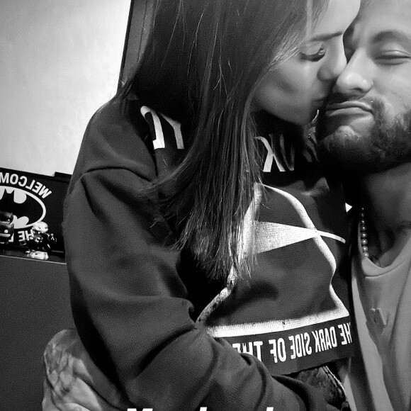 Neymar assumiu recentemente o romance com Bruna Biancardi