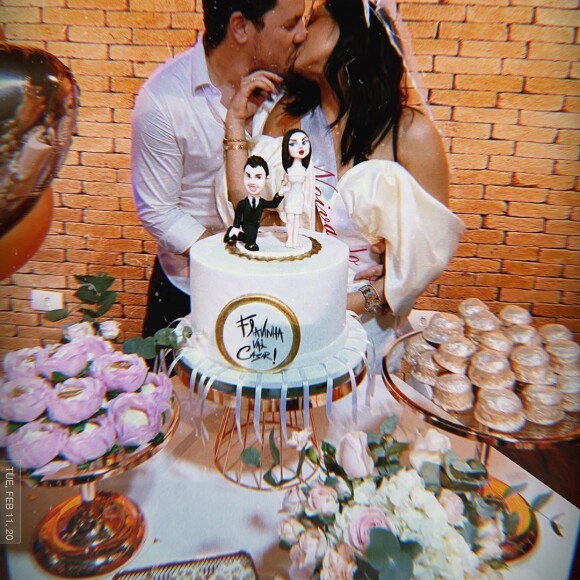 Flavia Pavanelli e Junior Mendonza ficaram noivos, mas terminaram relação