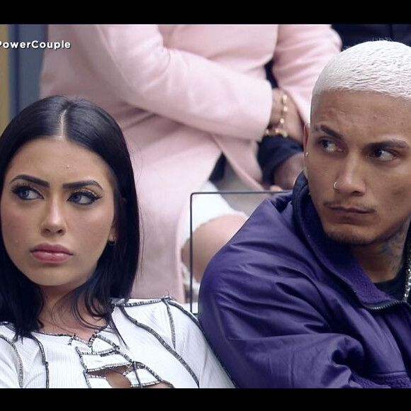Mirella e Dynho curtiram a festa no mesmo camarote, segundo o perfil Gossip do Dia