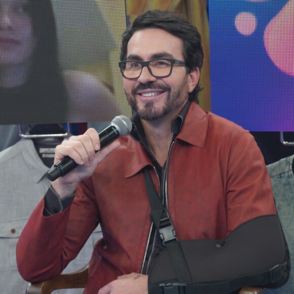 A aparição de Padre Fábio de Melo no 'Altas Horas' gerou repercussão nas redes sociais