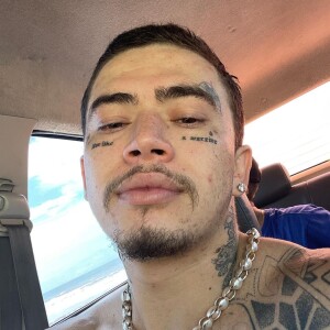 Whindersson Nunes revela que gasta a fortuna com doações e, também, em experiências pessoais, como viagens