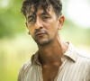 Ator da novela 'Pantanal' Irandhir Santos descobriu que teria que passar por cirurgia no ombro
