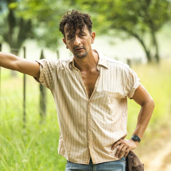 Irandhir Santos vai voltar às gravações da novela 'Pantanal' na próxima semana