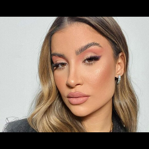 A empresária esclareceu boatos de ménage com Marina Ferrari e Gabriel Roncatti