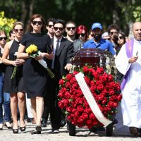 Novela 'Império': elenco grava cenas do enterro de José Alfredo em cemitério