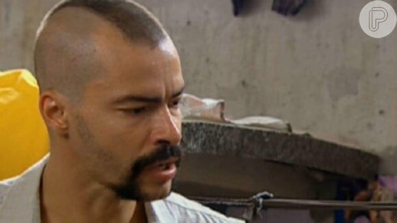 Jackson (Heitor Martinez) foi o sanguináreo bandido da novela 'Vidas Opostas' (2006)