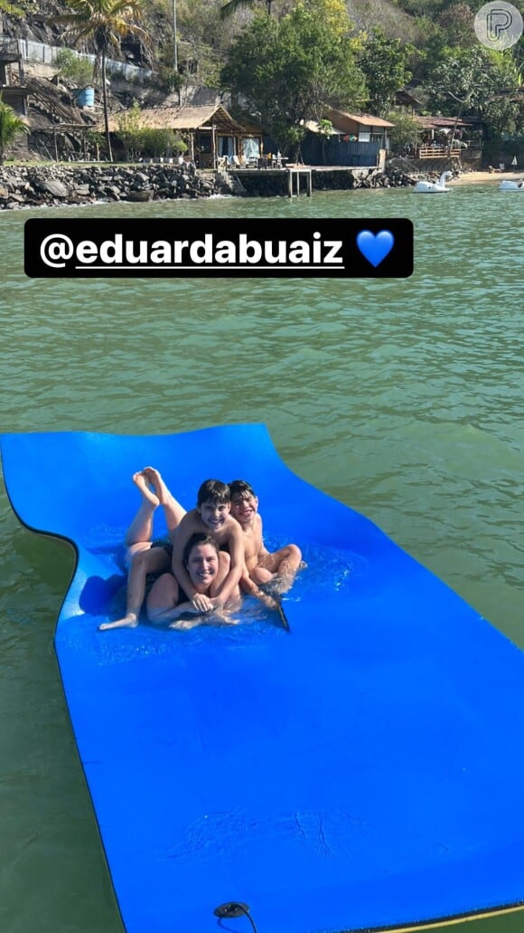 Filhos de Marcus Buaiz curtem praia com a tia, Eduarda Buaiz