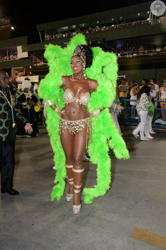 Cenas da novela 'Império' no Carnaval não serão gravadas em desfile do grupo especial, afirma jornal